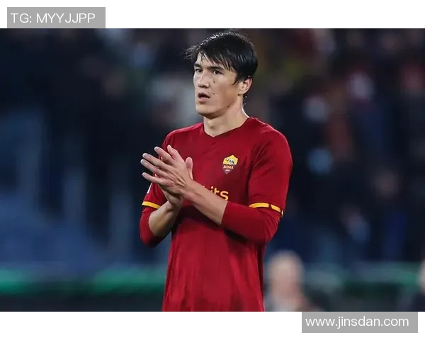 中国足球历代球星盘点从初代到现役代表人物的辉煌历程